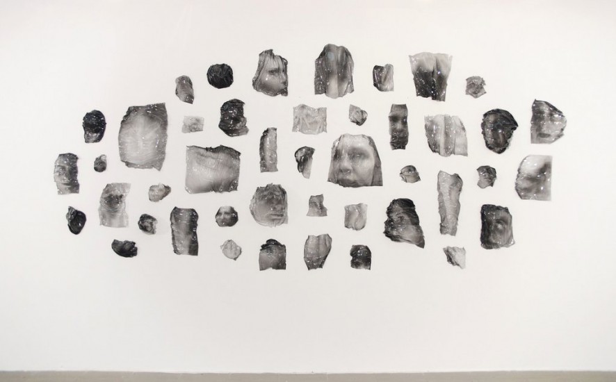 installation of 44 screenprints on thermal processed plexi | 200×450 cm | 2015